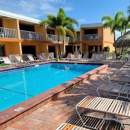 Satellite Motel St. Pete Beach Dış mekan fotoğraf