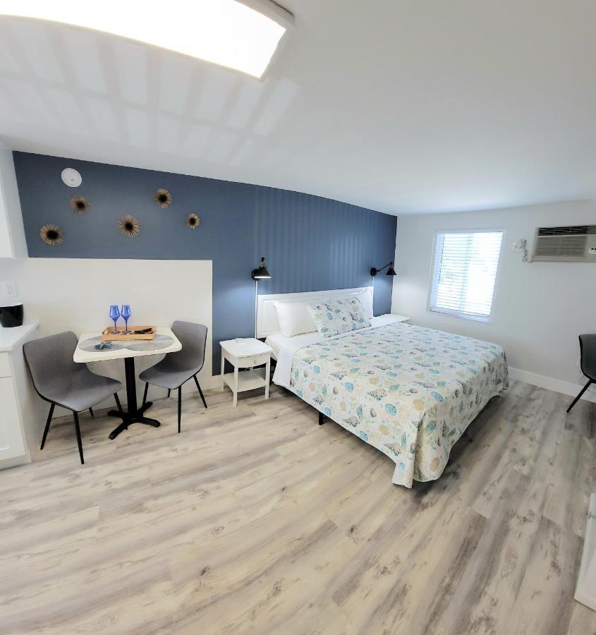 Satellite Motel St. Pete Beach Dış mekan fotoğraf