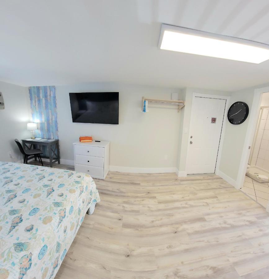 Satellite Motel St. Pete Beach Dış mekan fotoğraf