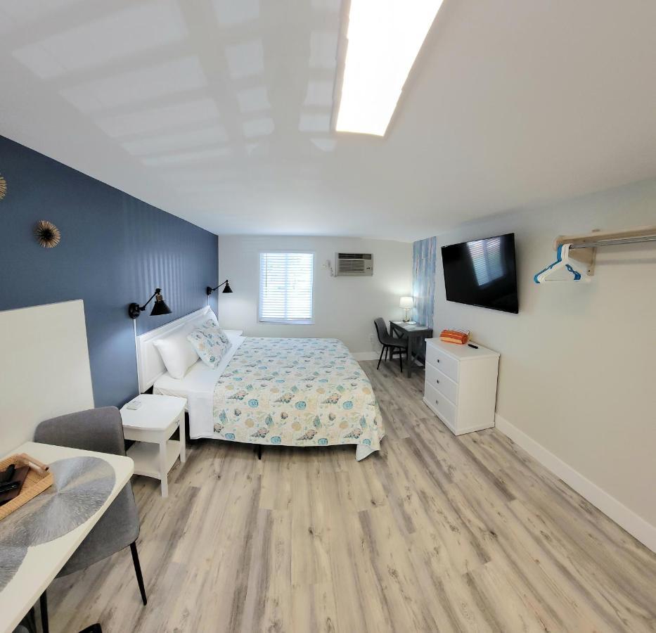 Satellite Motel St. Pete Beach Dış mekan fotoğraf