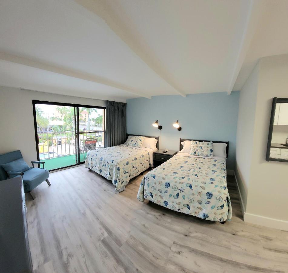Satellite Motel St. Pete Beach Dış mekan fotoğraf