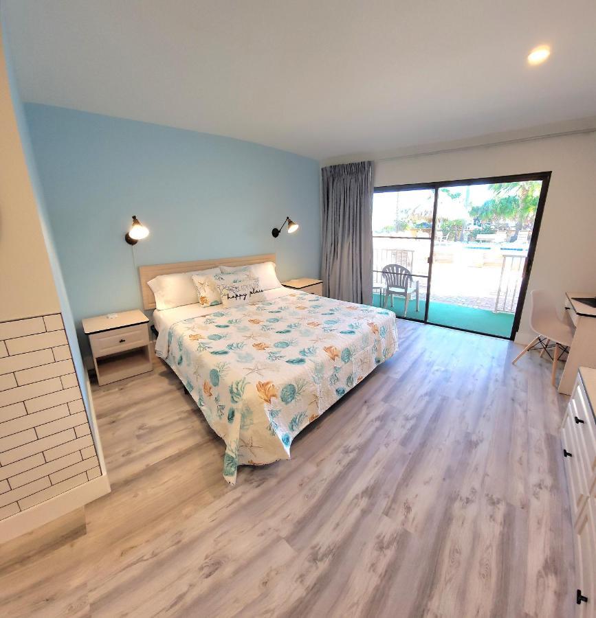 Satellite Motel St. Pete Beach Dış mekan fotoğraf